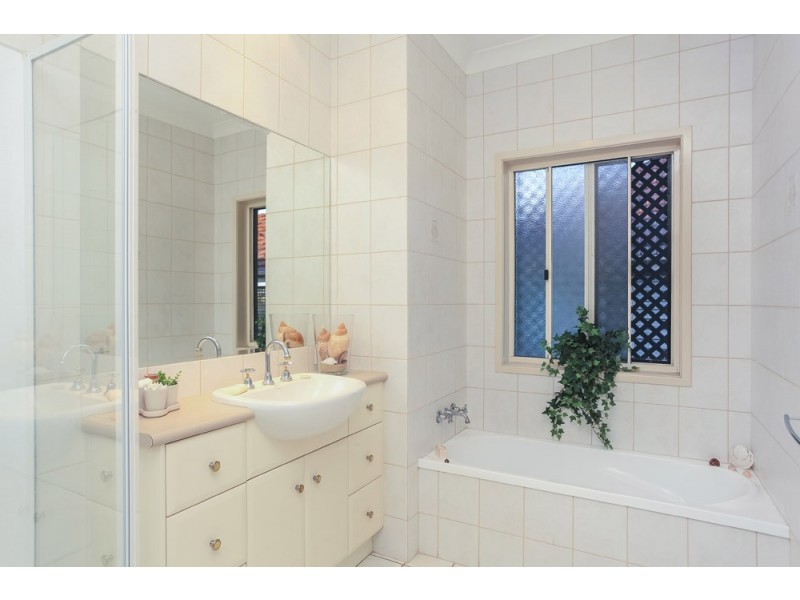 Wavell Heights QLD 4012