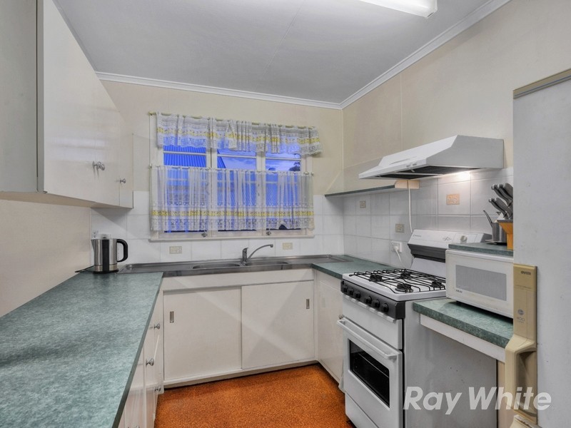 11 Cambridge Street, Nundah QLD 4012