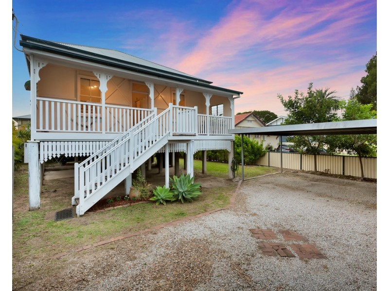 1524 SANDGATE ROAD, Nundah QLD 4012