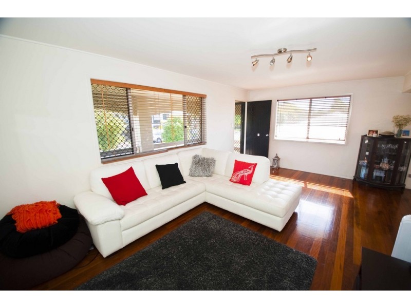 81 Bayview Terrace, Wavell Heights QLD 4012