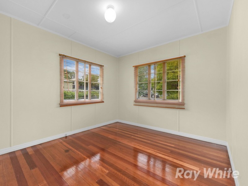 21 Chigwell Street, Wavell Heights QLD 4012