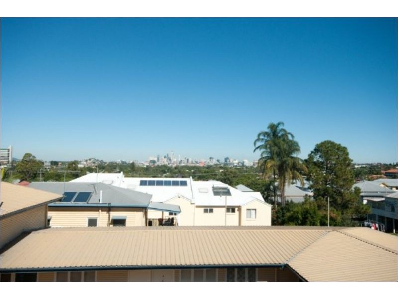 2/45 Morris Street, Wooloowin QLD 4030