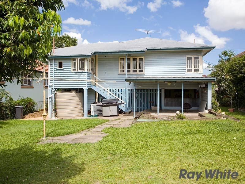 21 Barker Street, Wavell Heights QLD 4012