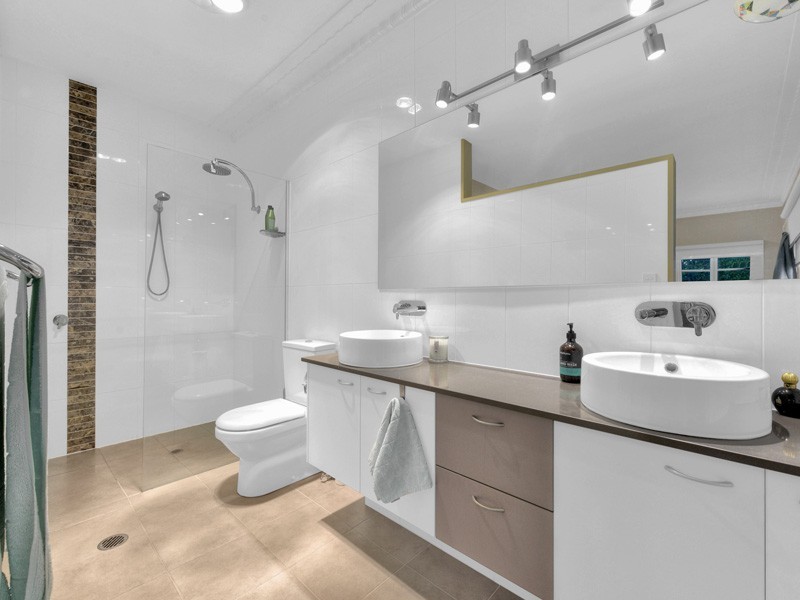 17 Beeby Street, Wavell Heights QLD 4012