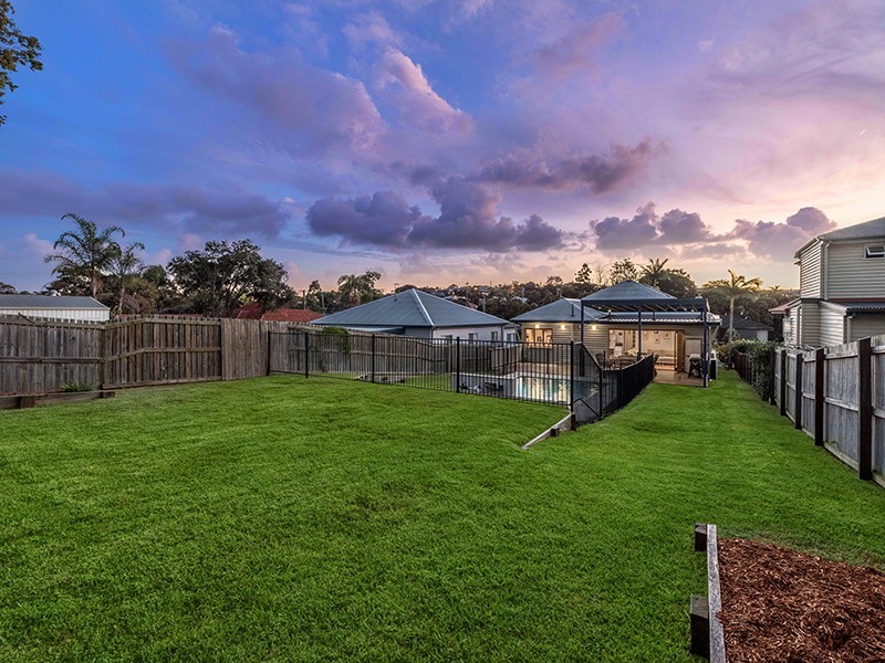 17 Beeby Street, Wavell Heights QLD 4012