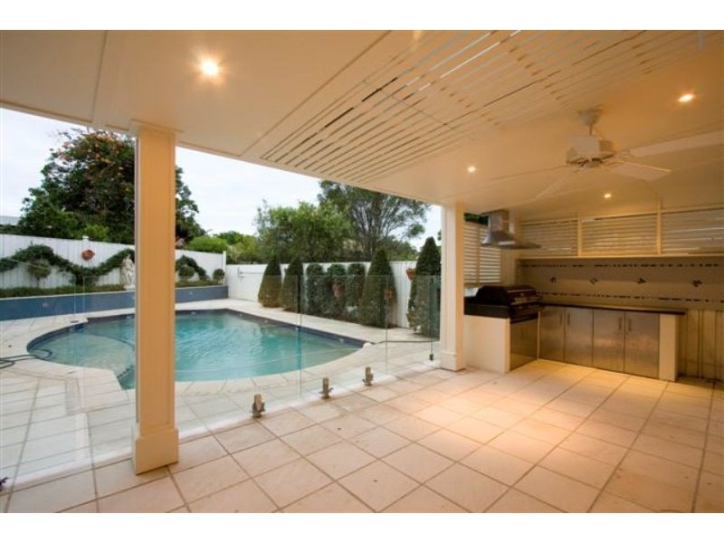 13 Wand Street, Nundah QLD 4012