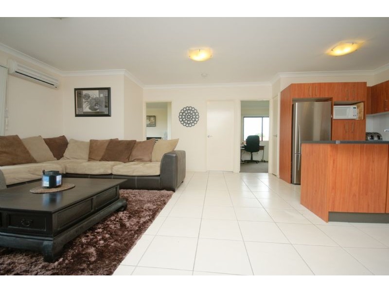 4/3 Railway Parade, Nundah QLD 4012