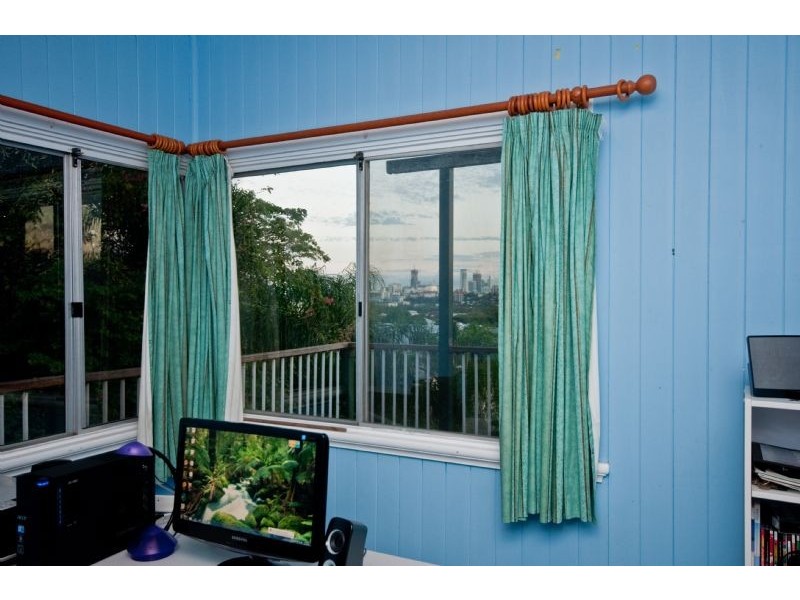 27 Dalrymple Street, Wilston QLD 4051