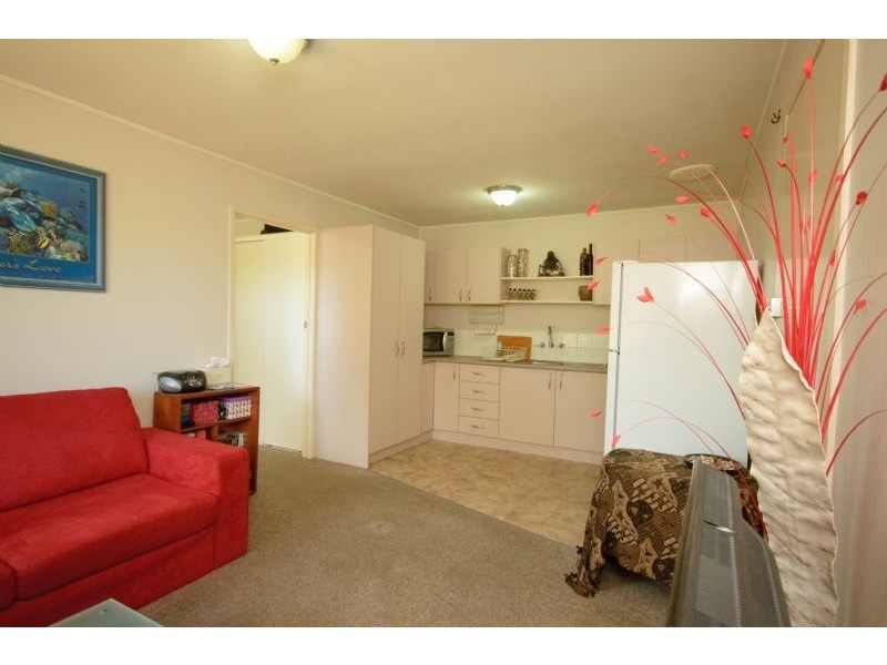 2/26  Evans, Nundah QLD 4012