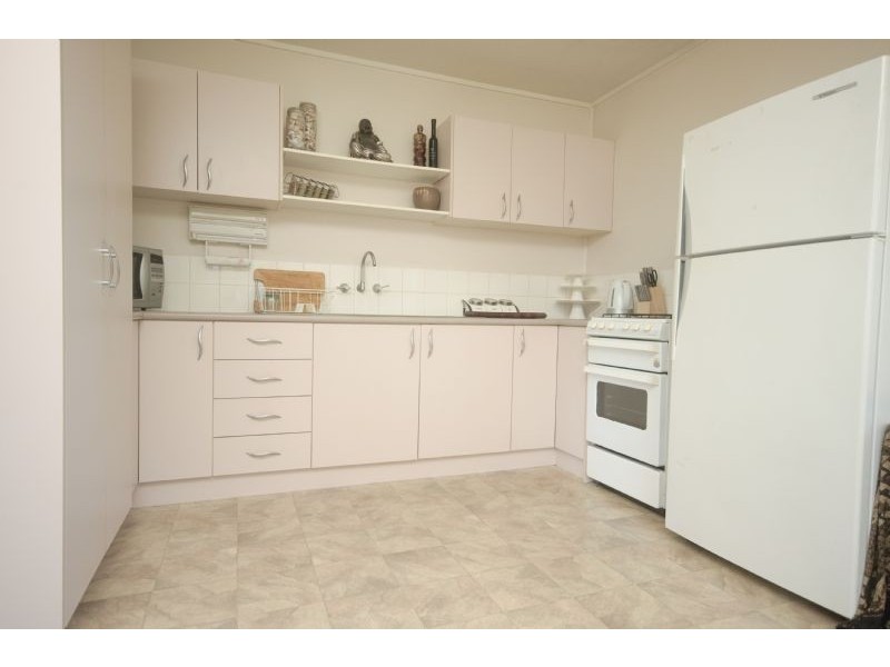 2/26  Evans, Nundah QLD 4012