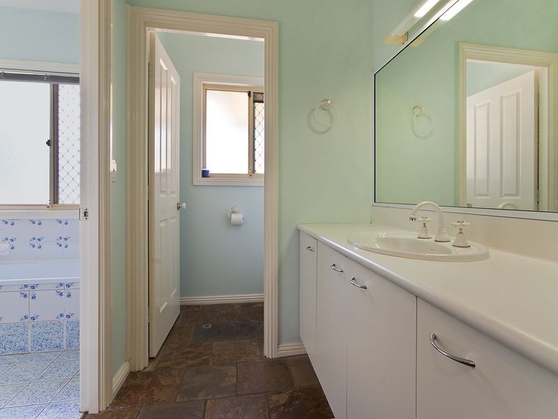 29 Gleneagles Cres, Albany Creek QLD 4035