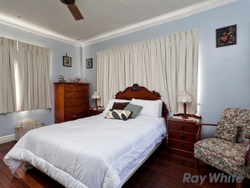 54 Julia St, Wavell Heights QLD 4012