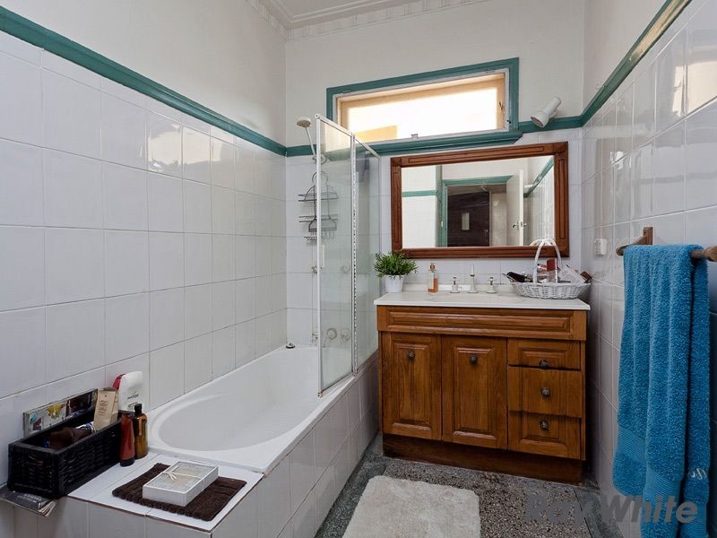 54 Julia St, Wavell Heights QLD 4012