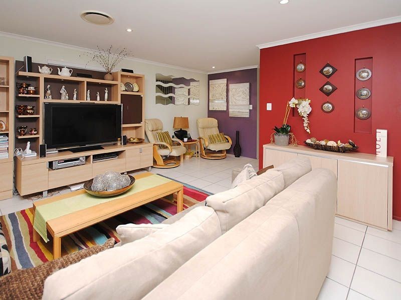 13 McIntyre Street, Wooloowin QLD 4030