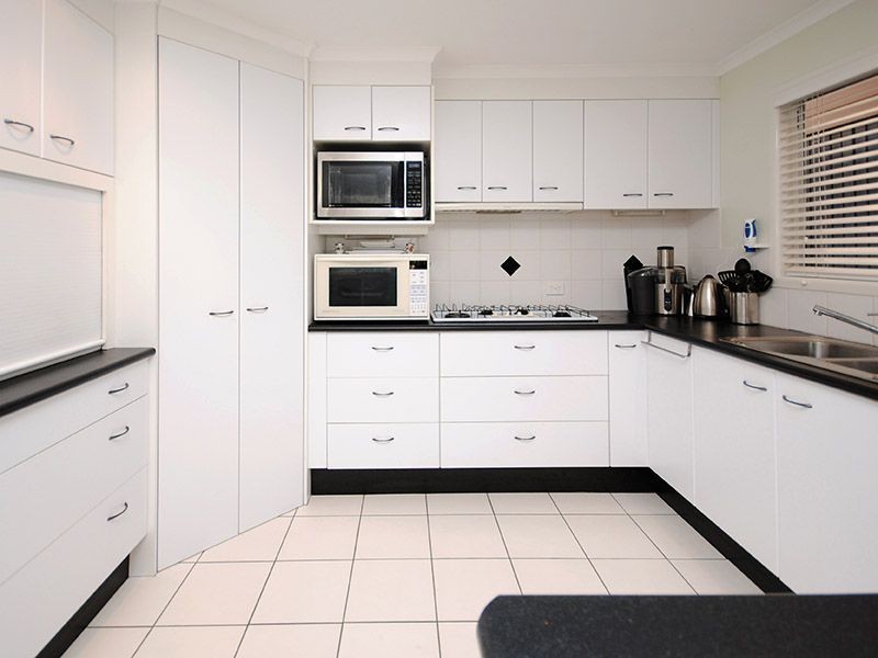 13 McIntyre Street, Wooloowin QLD 4030