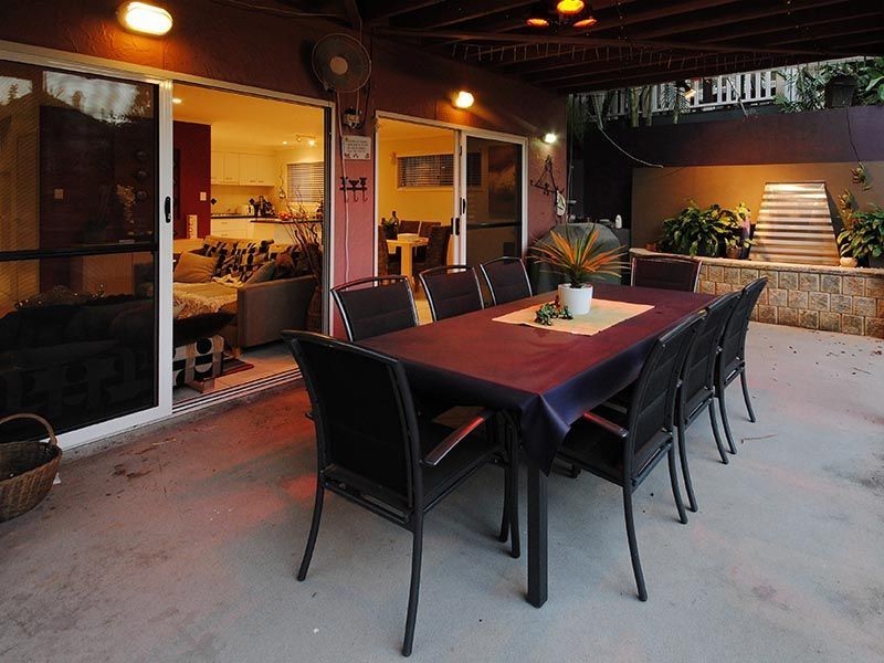 13 McIntyre Street, Wooloowin QLD 4030