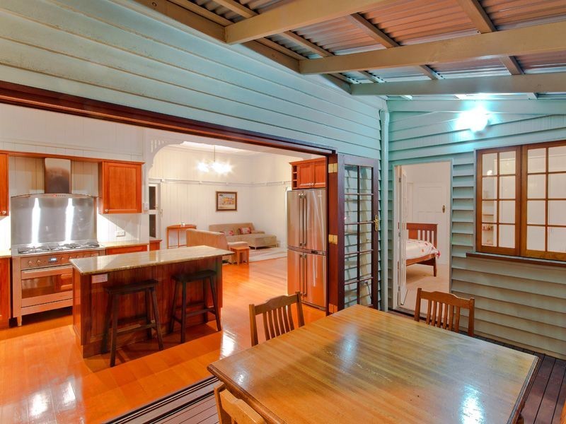 31 Almond Street, Northgate QLD 4013