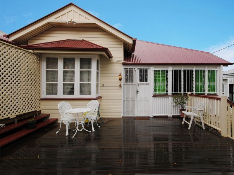 14 Jeffcott Street, Wavell Heights QLD 4012