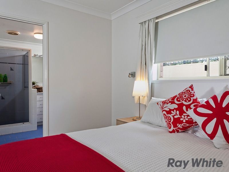 61 Roseby Ave, Clayfield QLD 4011