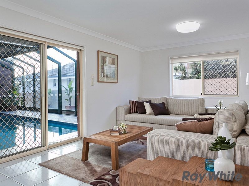 61 Roseby Ave, Clayfield QLD 4011