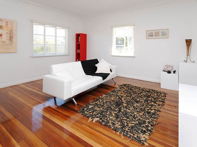 16 Love Street, Northgate QLD 4013