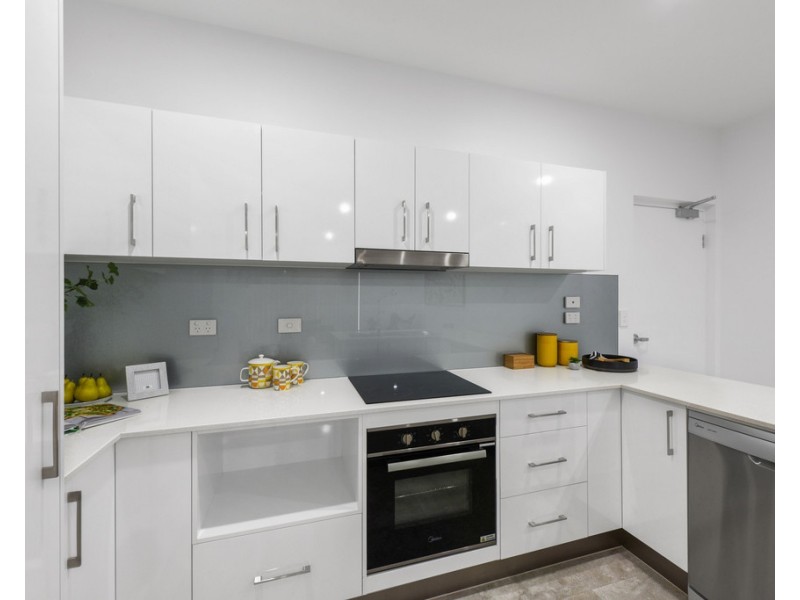 2-4 Amisfield Avenue, Nundah QLD 4012