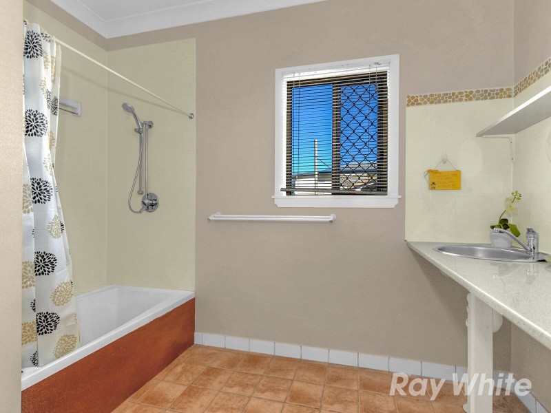 33 Somers Street, Nudgee QLD 4014