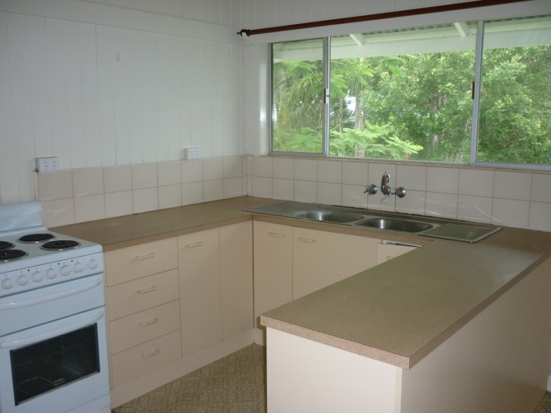 11 Kinmond Avenue, Wavell Heights QLD 4012