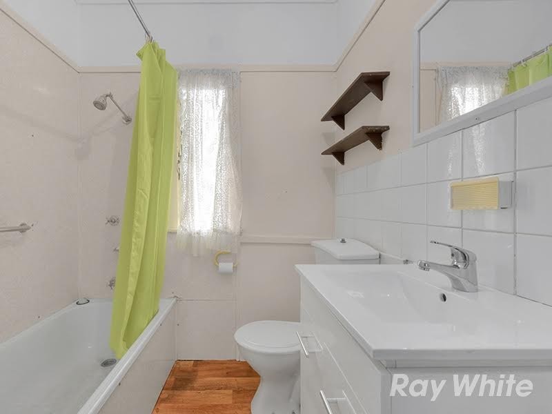 30 Bartholomew Street, Zillmere QLD 4034