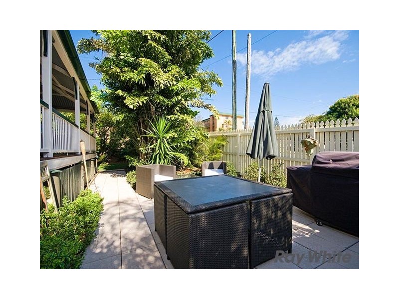 124 Flower Street, Northgate QLD 4013