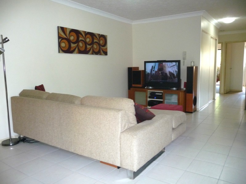 2/14-16 Collins Street, Nundah QLD 4012