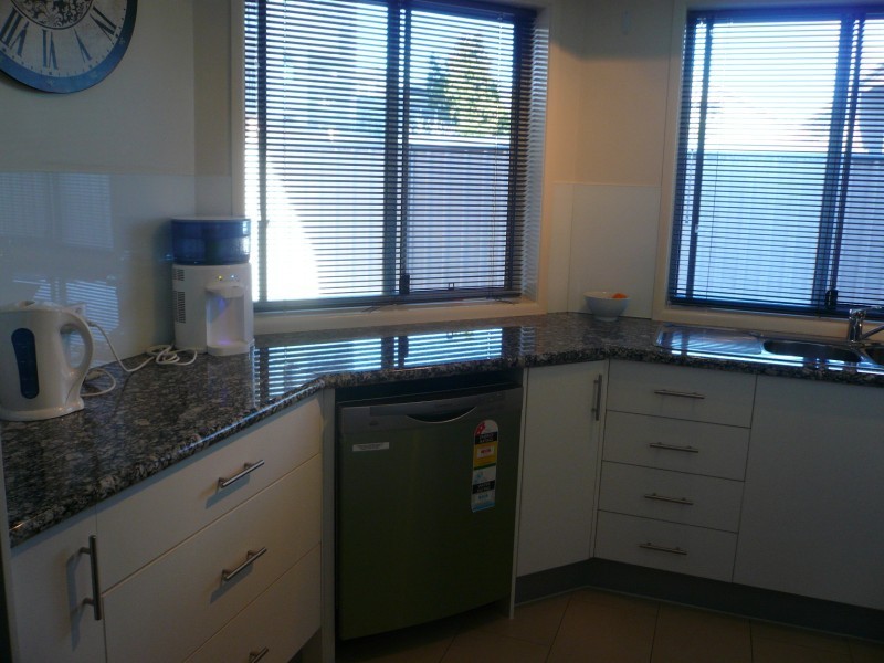 2/11 Duke Street, Nundah QLD 4012