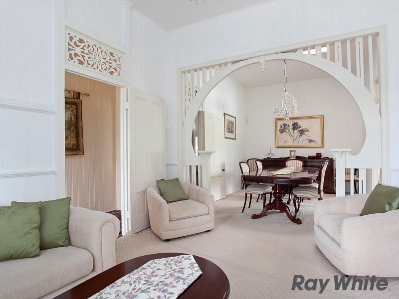 25 Stewart Ave, Wooloowin QLD 4030