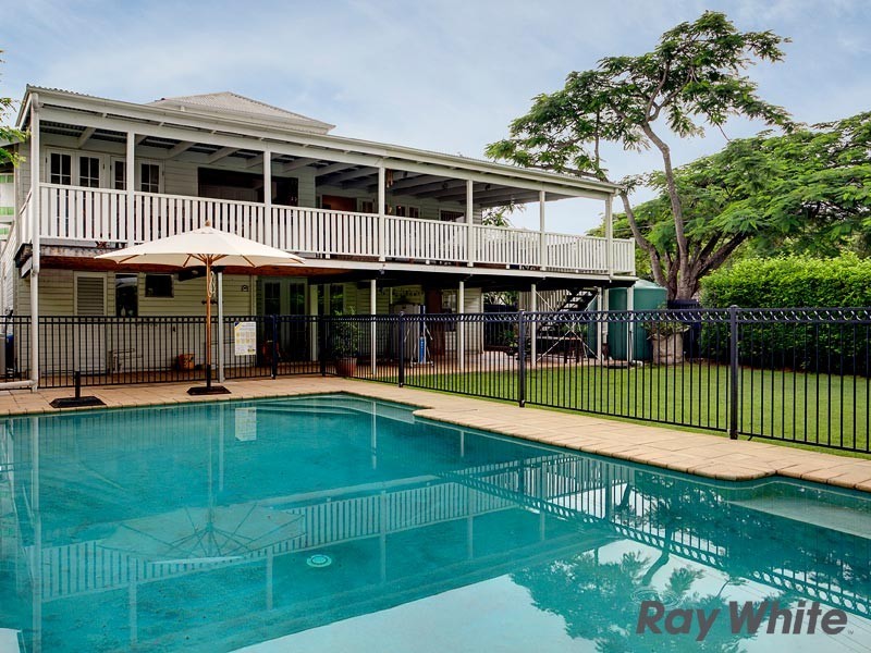 25 Stewart Ave, Wooloowin QLD 4030