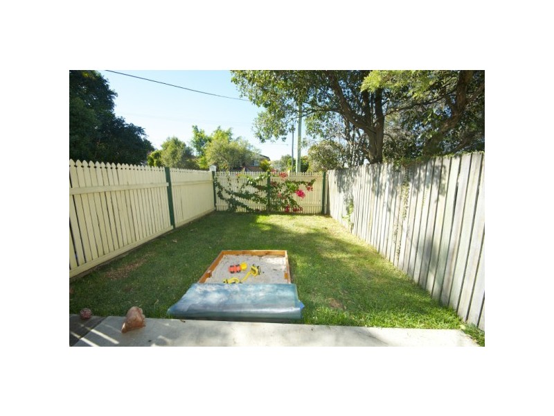 25 Evans Street, Nundah QLD 4012