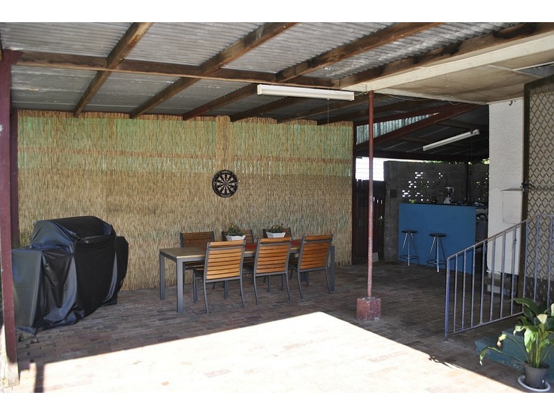 10 Meredith Street, Banyo QLD 4014