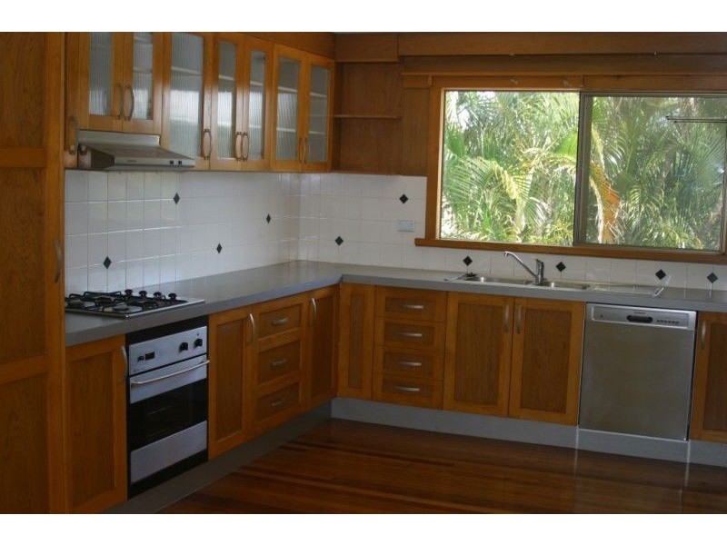 102 Rode Road, Wavell Heights QLD 4012