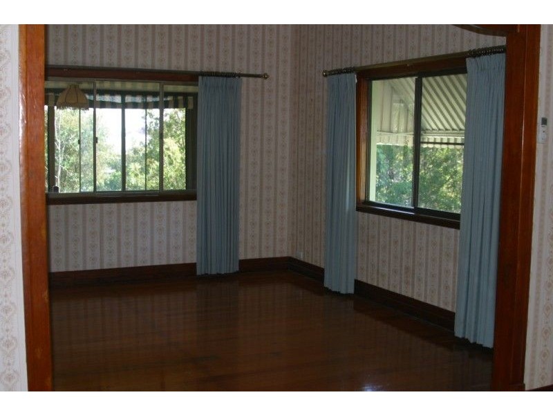 102 Rode Road, Wavell Heights QLD 4012