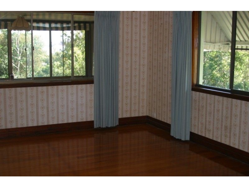 102 Rode Road, Wavell Heights QLD 4012