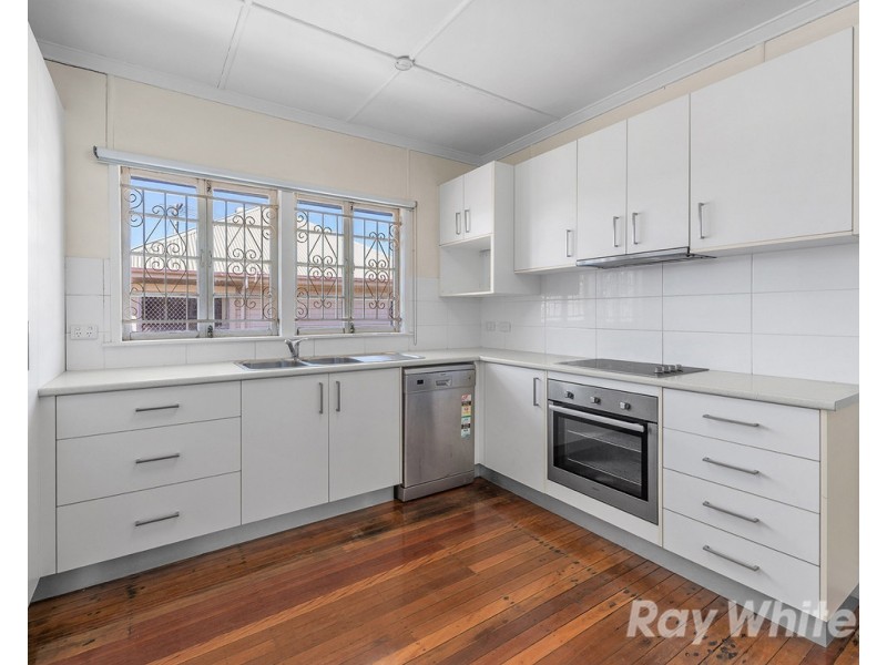 160 Edinburgh Castle Road, Wavell Heights QLD 4012