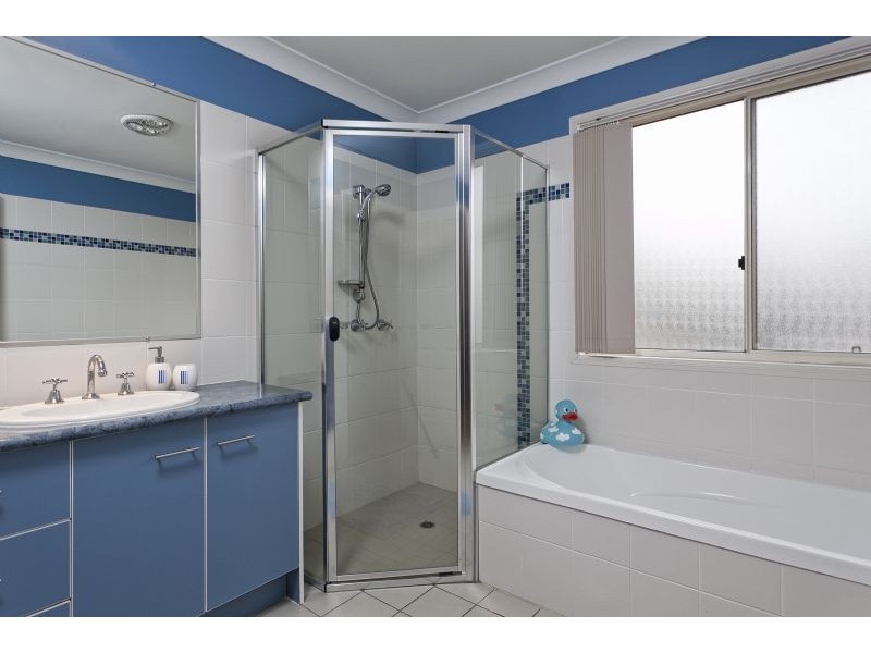 63 Brae Street, Wavell Heights QLD 4012