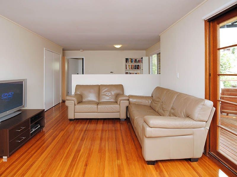 10 Yathong Court, Arana Hills QLD 4054