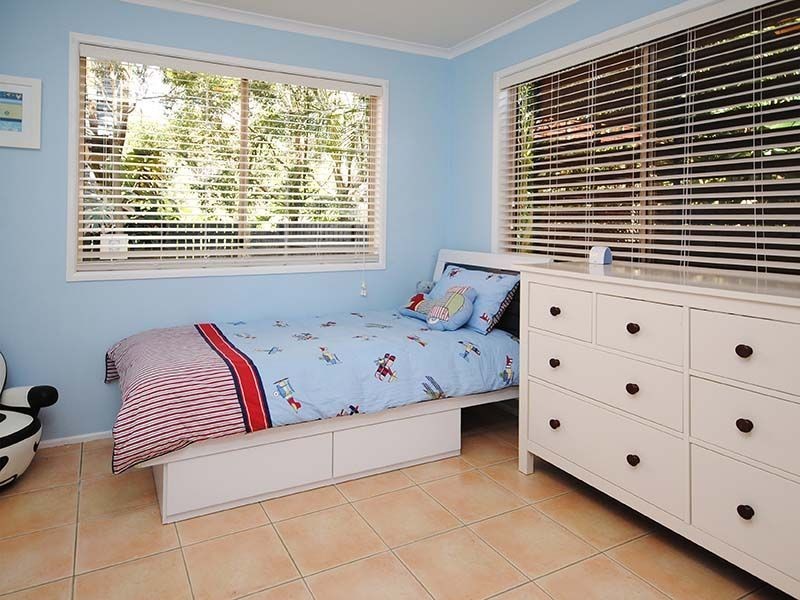 10 Yathong Court, Arana Hills QLD 4054