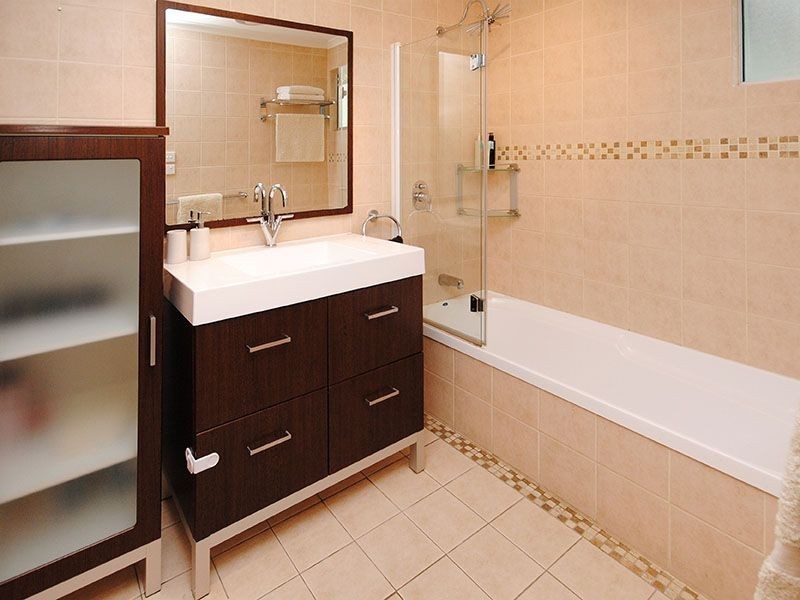 10 Yathong Court, Arana Hills QLD 4054