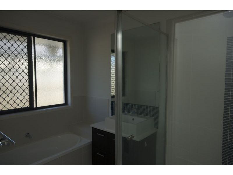 54 Churchill Circuit, Banyo QLD 4014