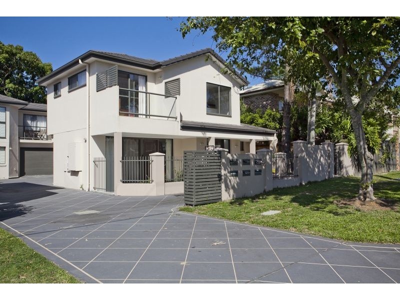 2/135 Nellie Street, Nundah QLD 4012