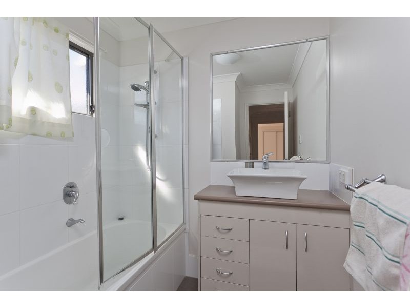 2/135 Nellie Street, Nundah QLD 4012