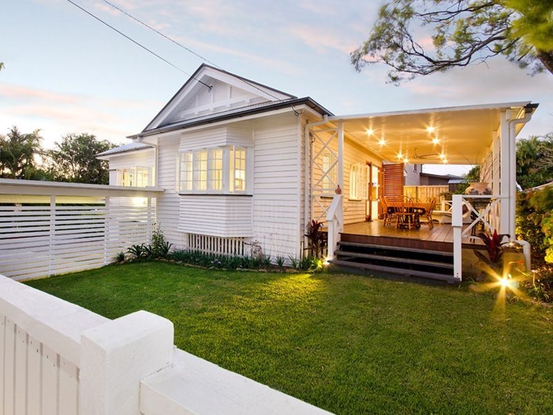 19 Jeffcott Street, Wavell Heights QLD 4012