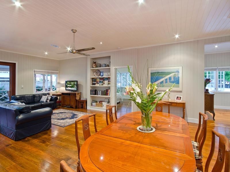 19 Jeffcott Street, Wavell Heights QLD 4012