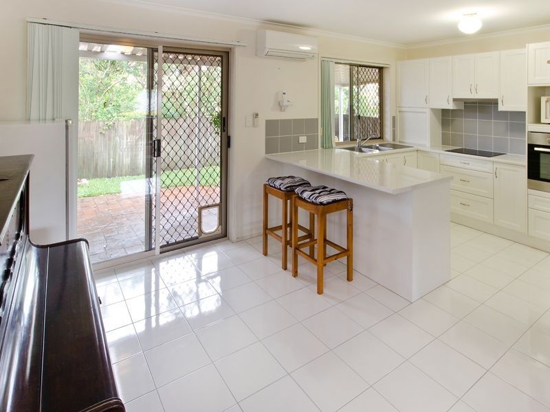 2/33 Little Jenner Street, Nundah QLD 4012